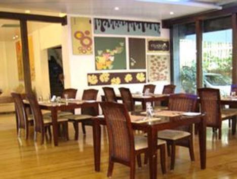 Hotel The Elite Suites Пуне Екстер'єр фото